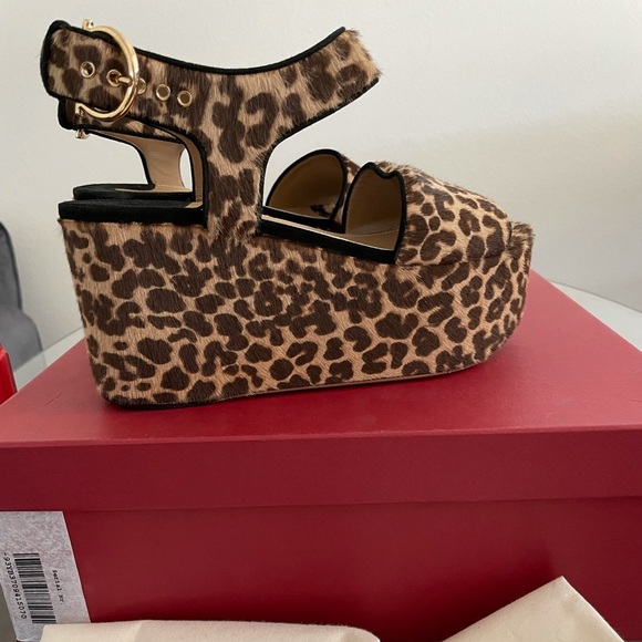 Salvatore Ferragamo Lucrezia cheetahsandals wedges - Picture 2 of 5